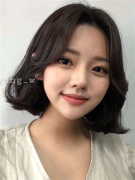 curtain bang short hair|aesthetic curtain bangs short hair.